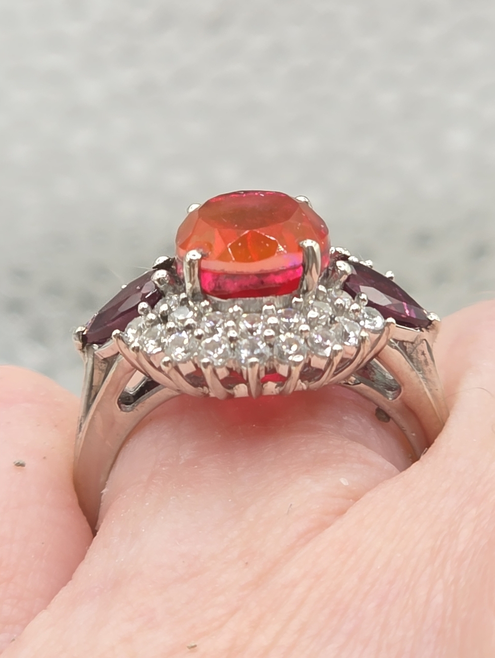 NWOT Rare Volcanic Quartz ,Garnet And White Topaz Ring - Picture 7 of 9